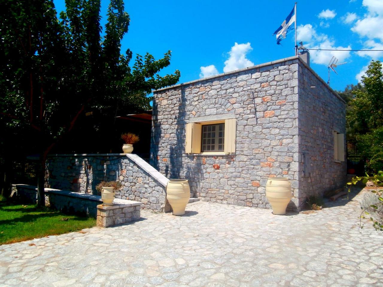 Villa Tzortzakos By Holiday Homes Mavrovoúnion Exterior foto